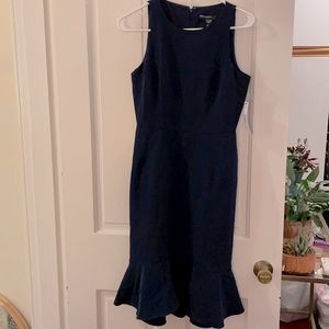 Maggie London navy sleeveless dress size 2
